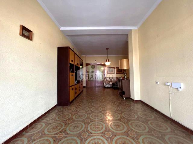 PISO AMPLIO EN VENTA EN ZONA CENTRO CON UN GRAN BALCÓN photo 0