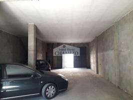 EDIFICIO CON VIVIENDA, GRAN GARAJE Y PATIO EN MUY BUENA ZONA EN VILLANUEVA DELA SERENA. PRECIO: 135.000€ ‼️‼️ photo 0