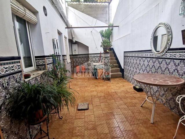 CASA EN VENTA EN BUENAS CONDICIONES CON BUEN PATIO PARA ENTRAR A VIVIR photo 0