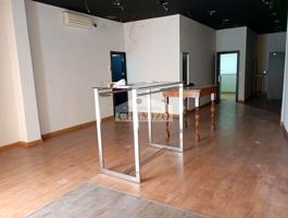 LOCAL EN VENTA EN ZONA COMERCIAL DE VILLANUEVA DE LA SERENA photo 0