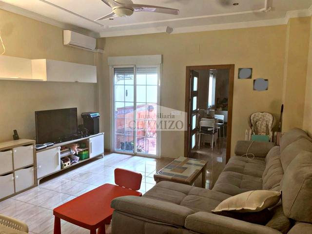 CASA EN VENTA EN PERFECTO ESTADO PARA ENTRAR A VIVIR‼️ photo 0