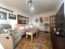 PISO REFORMADO EN PERFECTO ESTADO PARA ENTRAR A VIVIR CON MUY BUEN PRECIO photo 0