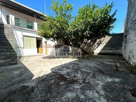 CONJUNTO INMOBILIARIO CASA Y PISO SITUADO EN BUENA ZONA DE VILLANUEVA DE LA SERENA photo 0