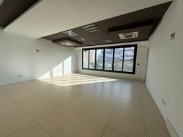 Oficina En alquiler en la Maternitat i Sant Ramon photo 0