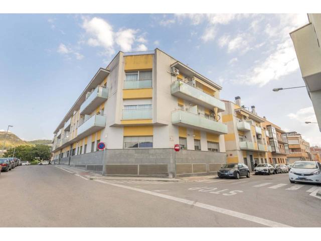 Duplex en venta en Sant Vicenç de Castellet photo 0