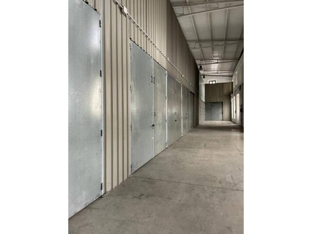 Almacenes en Manresa desde 180€ de alquiler photo 0