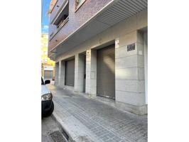 Local comercial en venta en Manresa photo 0