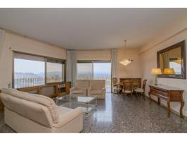 Piso en venta en Centre-Passeig i Rodalies(08242) photo 0