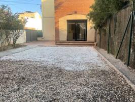 Alquiler de casa adosada en planta baja en Santpedor photo 0