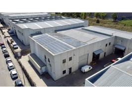 Nave frigorífica industrial en alquiler en Artes photo 0