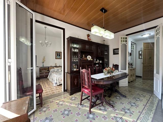 Piso en venta en Manresa de 4 habitaciones por 135.000€ photo 0