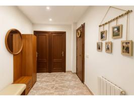 Piso en venta en ctra. Pont de Vilomara photo 0