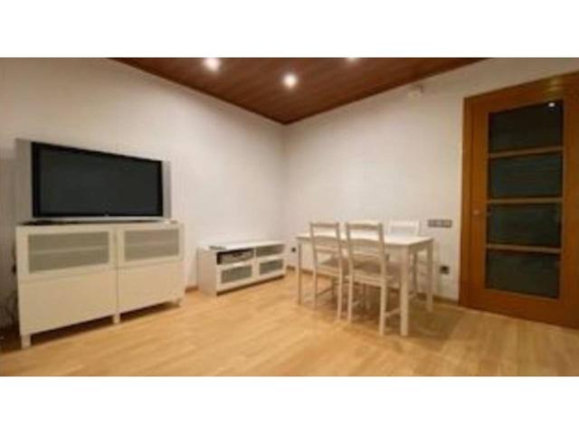 Piso para invertir en Manresa con inquilino y renta activa por 135.900 € photo 0