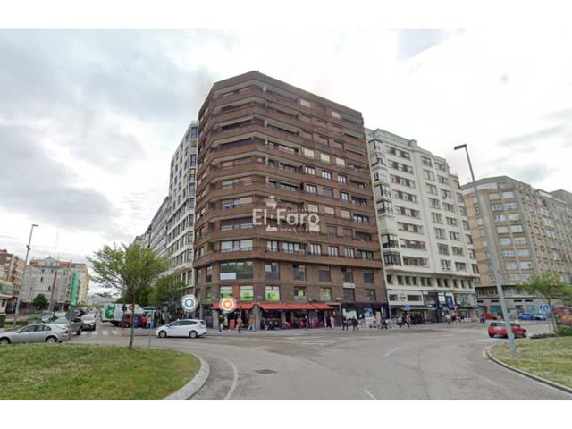 Alquiler Plaza de las Estaciones photo 0