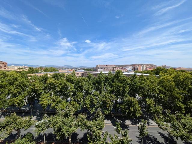 Piso en venta en Logroño de 201 m2 photo 0