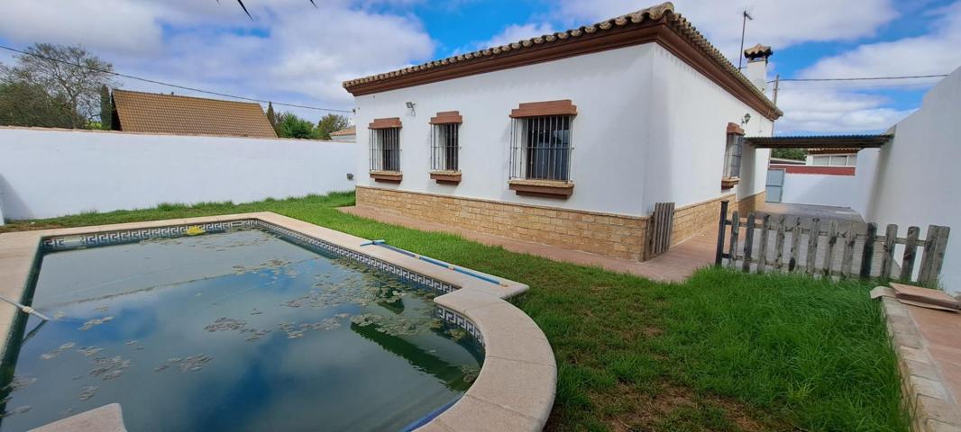VENTA DE CHALET EN EL FLORIN photo 0