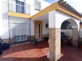 VENTA DE UNIFAMILIAR EN CHICLANA DE LA FRONTERA photo 0