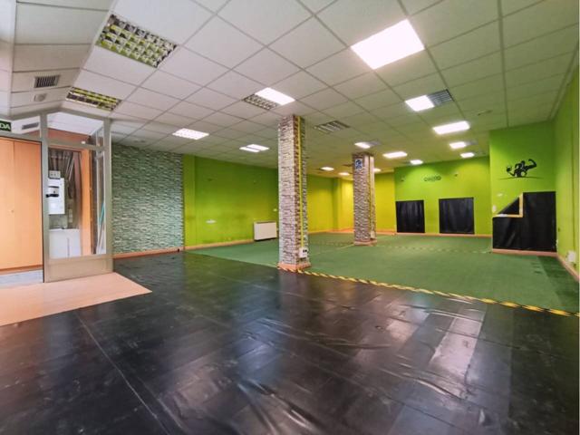 Local comercial en venta en Burgos Capital photo 0