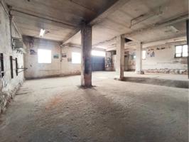 Local comercial en venta en Burgos Capital photo 0