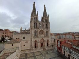 ¡LO MAS EXCLUSIVO, ÚNICO EN BURGOS, FRENTE A LA CATEDRAL! photo 0