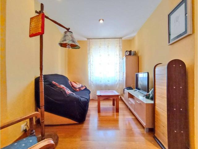 Venta de piso en Burgos Capital photo 0