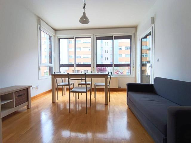 Venta de piso en Burgos Capital photo 0