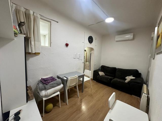 Piso En venta en Legazpi photo 0
