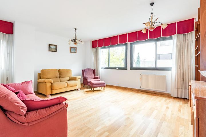 Piso En venta en Valdefuentes photo 0