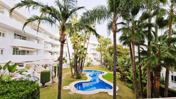 Apartamento en Venta en The Golden Mile photo 0