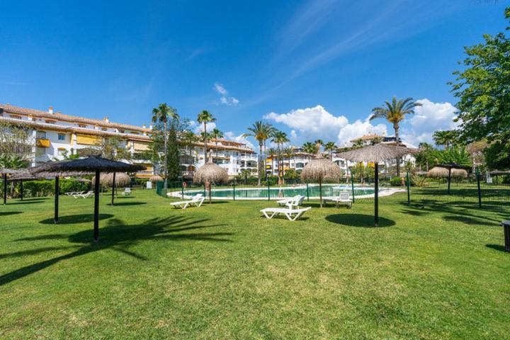 Apartamento en Alquiler en Nueva Andalucía - La Dama De Noche photo 0