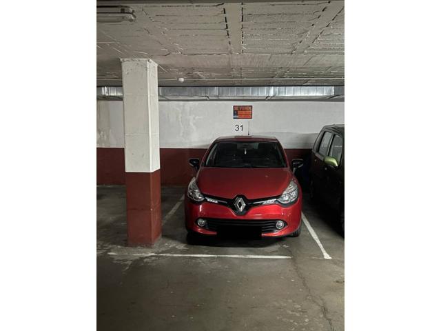 Garaje en venta en Noia photo 0