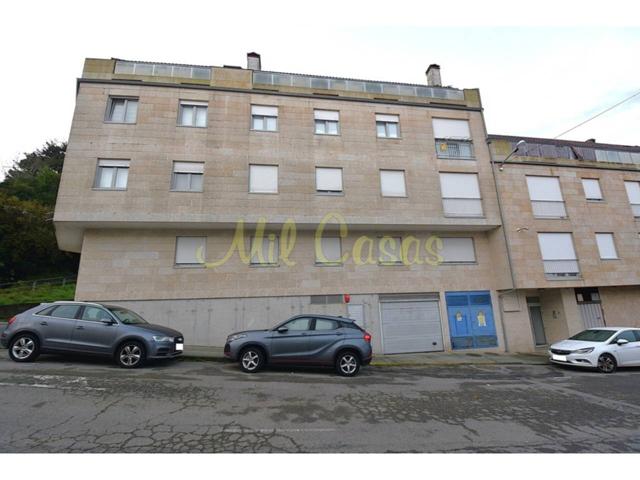 Venta de piso en Noia photo 0
