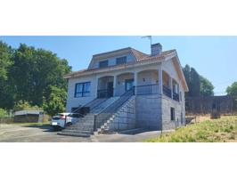 Chalet independiente en venta a solo 10 minutos de Ourense. photo 0