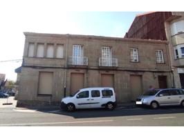 Céntrica propiedad con patio privado photo 0