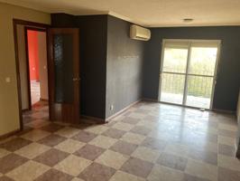 Piso en venta en Poniente-Norte-Miralbaida-Parque Azahara(14005). photo 0