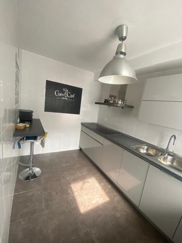 🏡 Espacioso Piso Reformado en Pleno Centro con 3 Habitaciones y Encanto Propio! photo 0