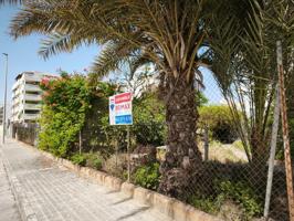 ¡VIVE O INVIERTE A 200 METROS DEL MAR! photo 0