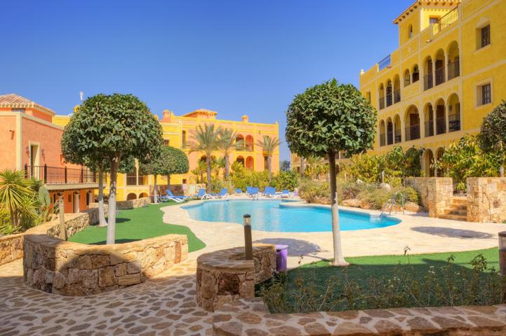 Realiza tu sueño: Apartamentos en el corazón de Desert Springs Resort photo 0