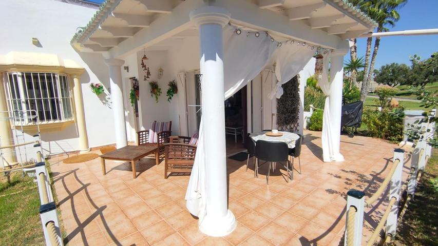 Tu Refugio en San juan de los Terreros: Chalet con Jardines, Solárium y a un Paso del Mar photo 0
