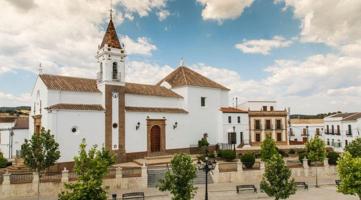 Casa señorial en el corazón de la Sierra Norte de Sevilla – Ideal para vivienda o inversión rural photo 0