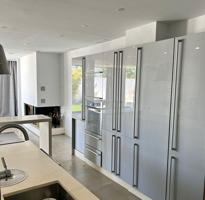 Casa pareada con piscina en el Aljarafe: espacio, luz y confort a 15 minutos de Sevilla photo 0