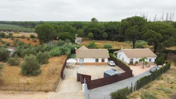 Casa con encanto junto a Doñana: naturaleza, espacio y desconexión a un paso del mar photo 0