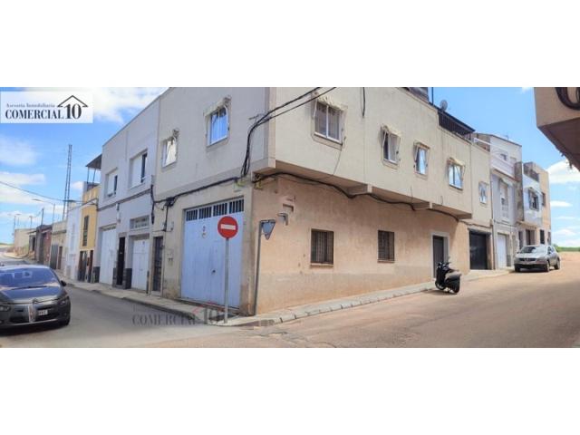 Parking En venta en Badajoz photo 0