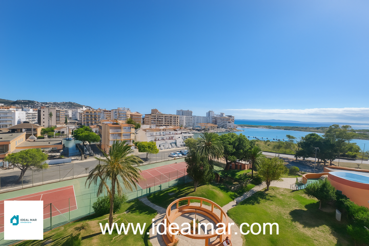 Piso En venta en Roses photo 0