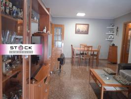 Piso en venta en Manises photo 0