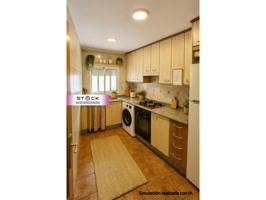 Se alquila piso semiamueblado photo 0