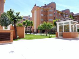 Duplex en venta en Parque Oeste-Fuente Cisneros-Campodón photo 0