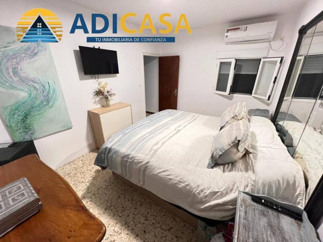 Casa independiente en Chiclana photo 0