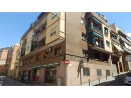 Subasta extrajudicial - Mitad indivisa (50%) piso en Santa Coloma de Gramenet photo 0