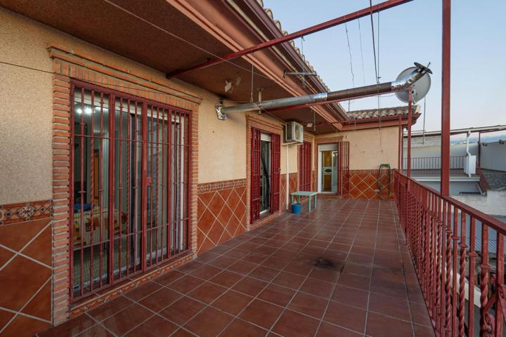 GRAN CASA A LA VENTA EN EL CENTRO DE ATARFE photo 0